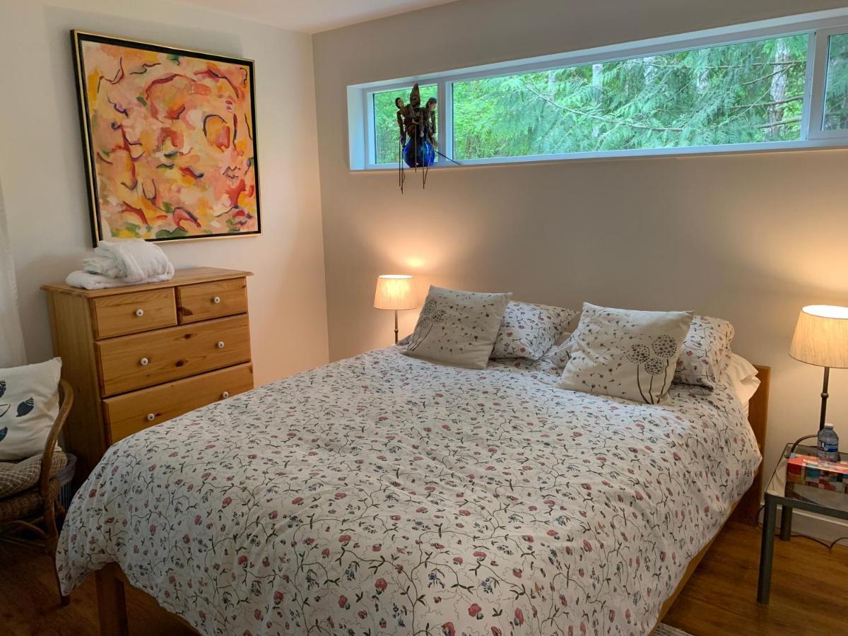 Forest By The Sea Rentals Merville Bagian luar foto